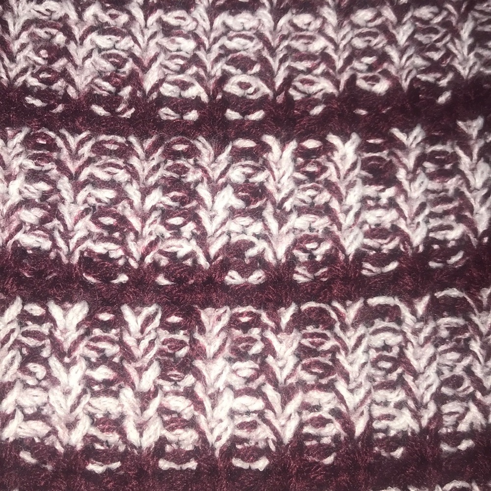 Sweater - Picture 4 of 4